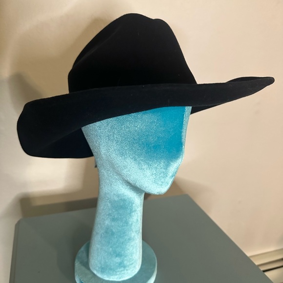 NEW w/ TAGS Wool Cowboy hat in black from Urban outfitters - Picture 3 of 6